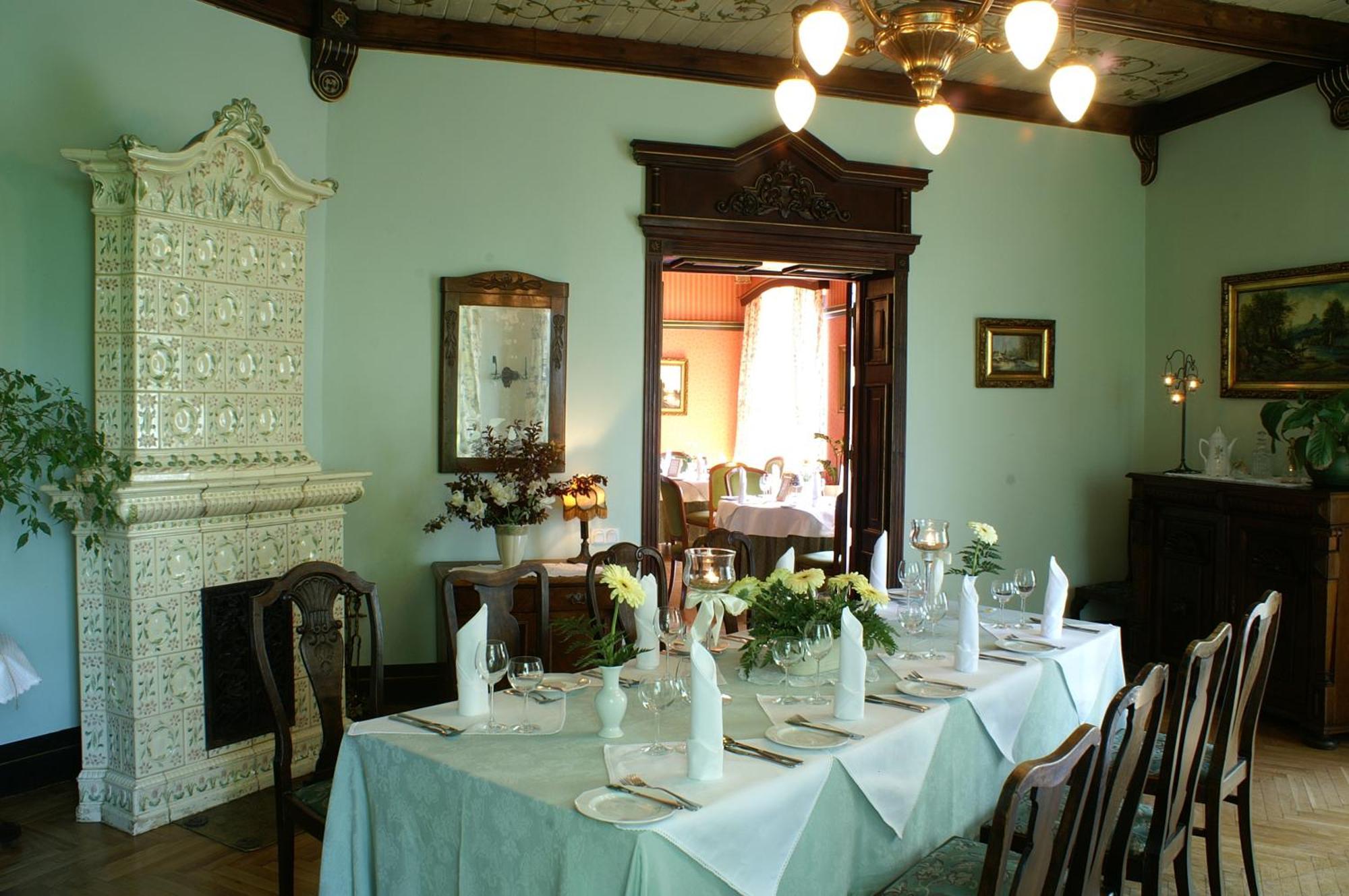 Bed and Breakfast Bialy Dwor Квидзын Экстерьер фото