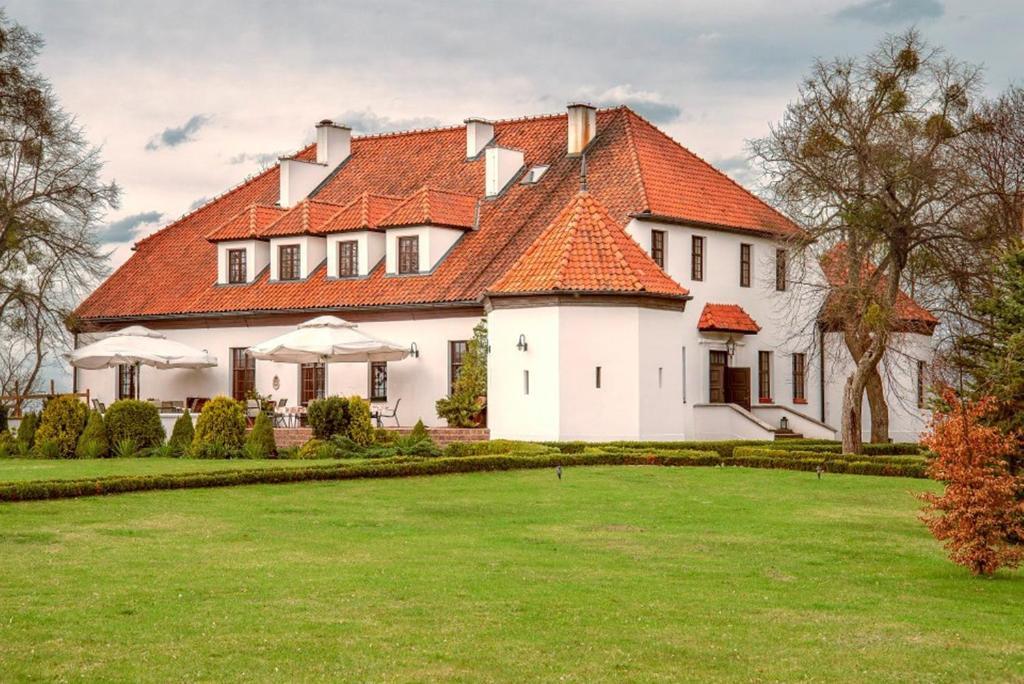 Bed and Breakfast Bialy Dwor Квидзын Экстерьер фото