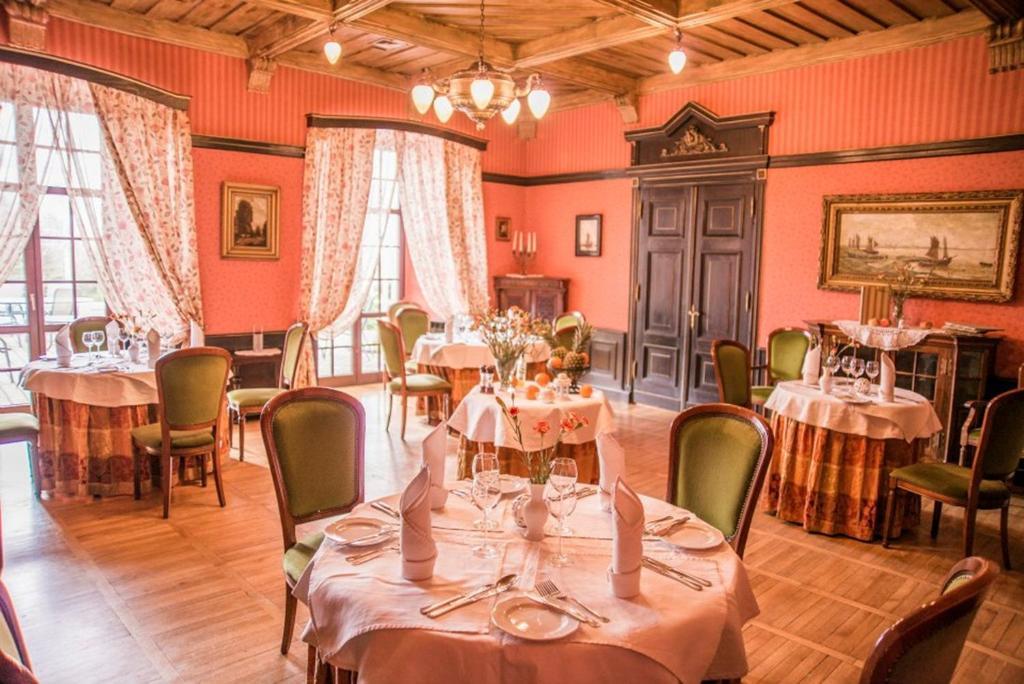 Bed and Breakfast Bialy Dwor Квидзын Экстерьер фото